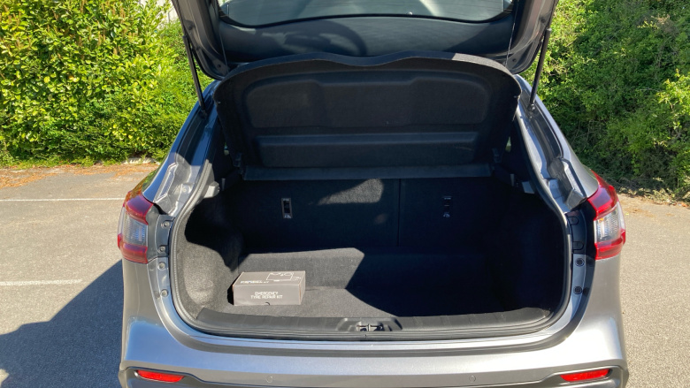 Nissan Qashqai 1.3 DiG-T Acenta Premium 5dr Petrol Hatchback
